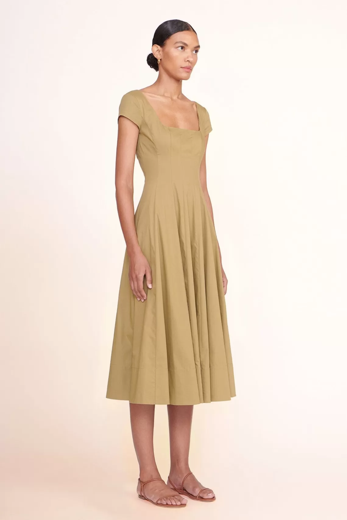 CLOTHING STAUD -SHORT SLEEVE WELLS DRESS - KHAKI